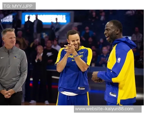 现代篮球无位置化科尔谈收官阵容与打分卫的重要性