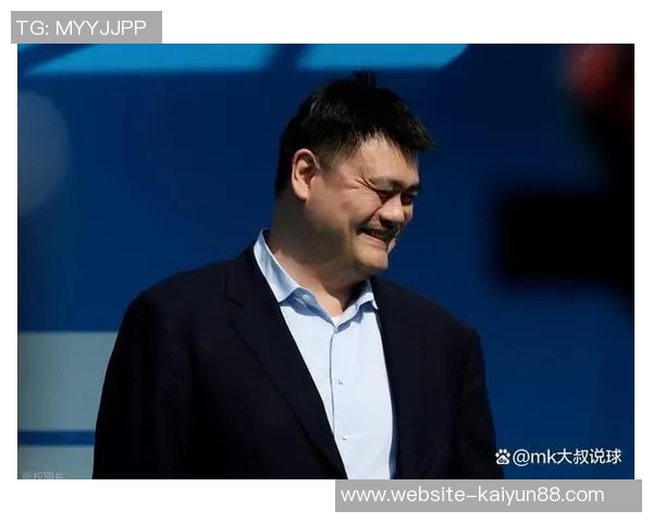 姚明被老马晃倒后奋发图强小杨也能通过努力提升球商